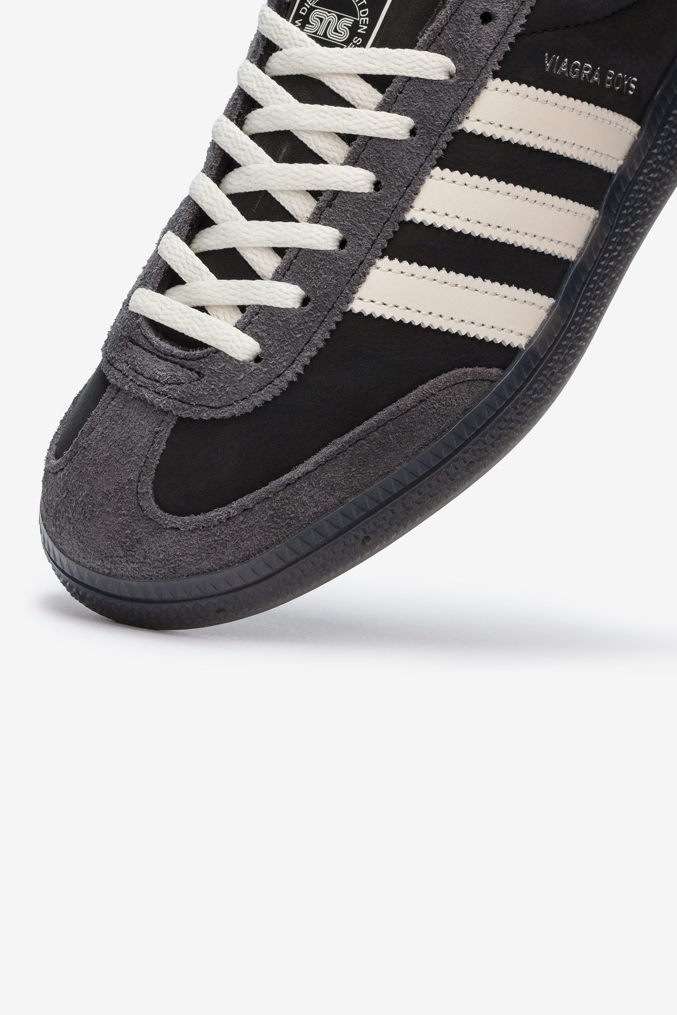 SNS GT II X VIAGRA BOYS (CORE BLACK/OFF WHITE/SOLAR GREEN)